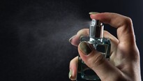 Problém s parfémy v létě. Jaký vybrat a jak na to, aby nám dlouho vydržel? II.díl